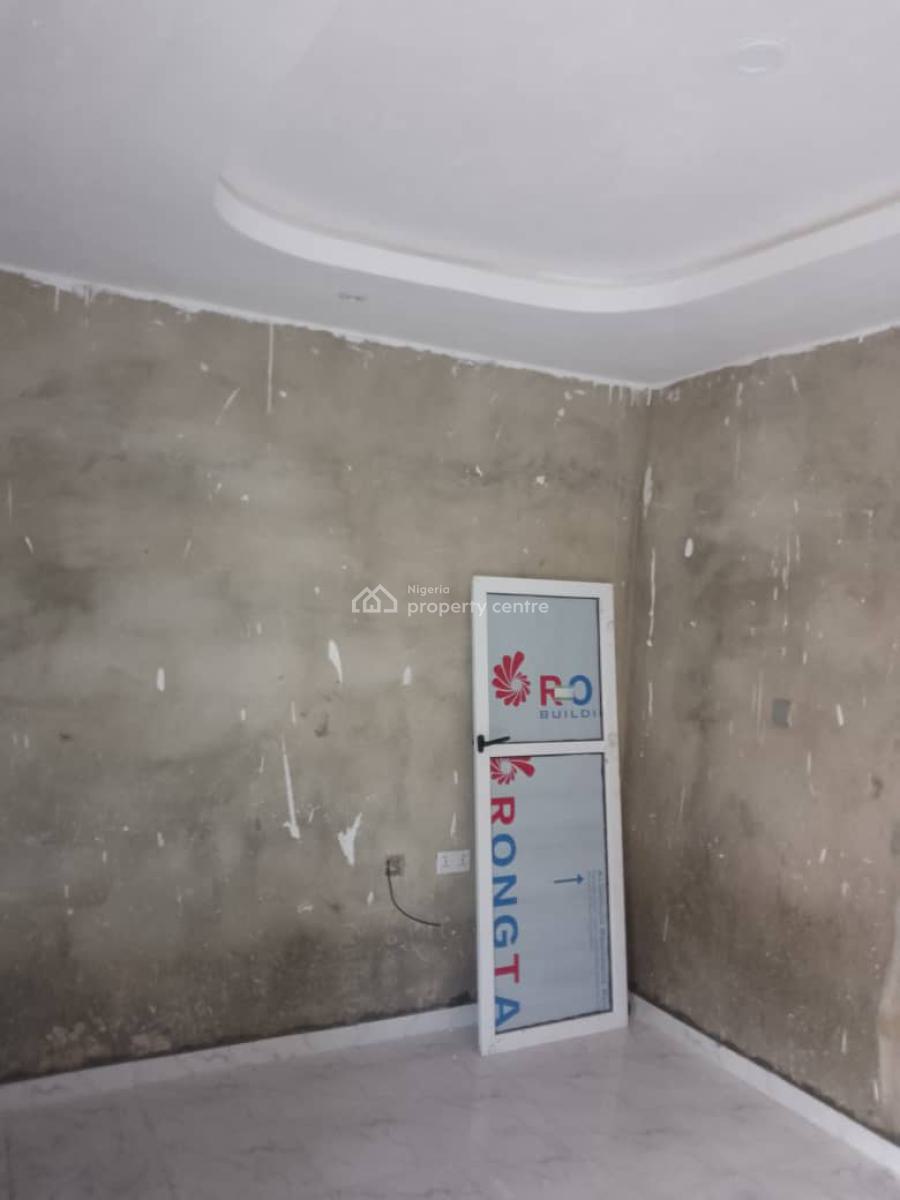 Luxurious  Newly Room and Self Contain Pop Ceiling, Onosa Close to Express Ibeju Lekki Lagos, Ibeju Lekki, Lagos, Mini Flat (room and Parlour) for Rent