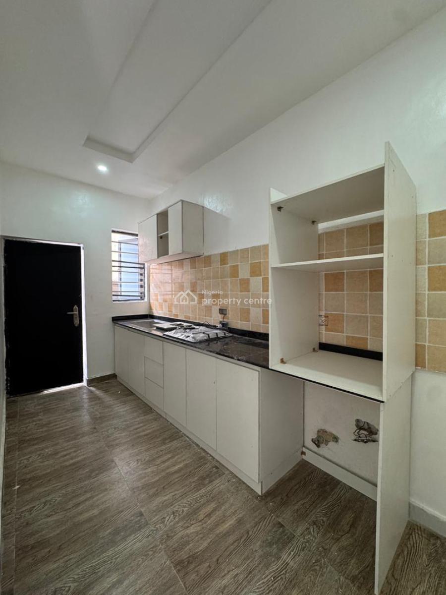 Affordable 2 Bedroom Apartment, Igbo Efon Before Chevron Drive , Lekki Lagos, Lekki, Lagos, Flat / Apartment for Sale