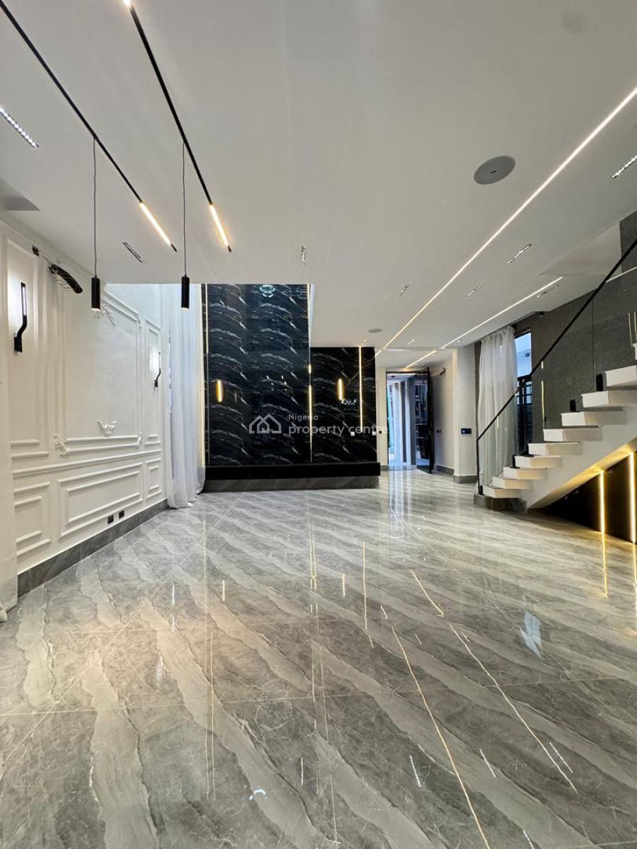 Luxurious 5 Bedroom Fully Detached Duplex with a Gym & Pool, Chevron Lekki Lagos, Lekki, Lagos, Detached Duplex for Sale