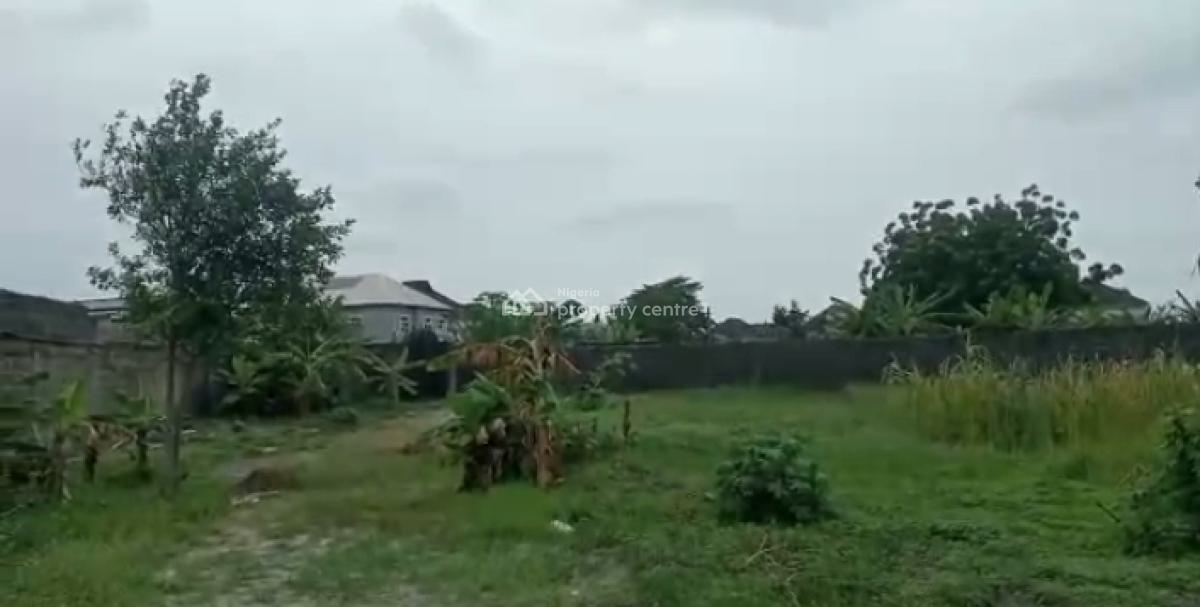 Fenced & Gated Mixed Used Land Accommodating a Standard 3bed Bungalow, Maroko Mobil Road, Ilaje, Ajah, Lagos, Mixed-use Land for Sale