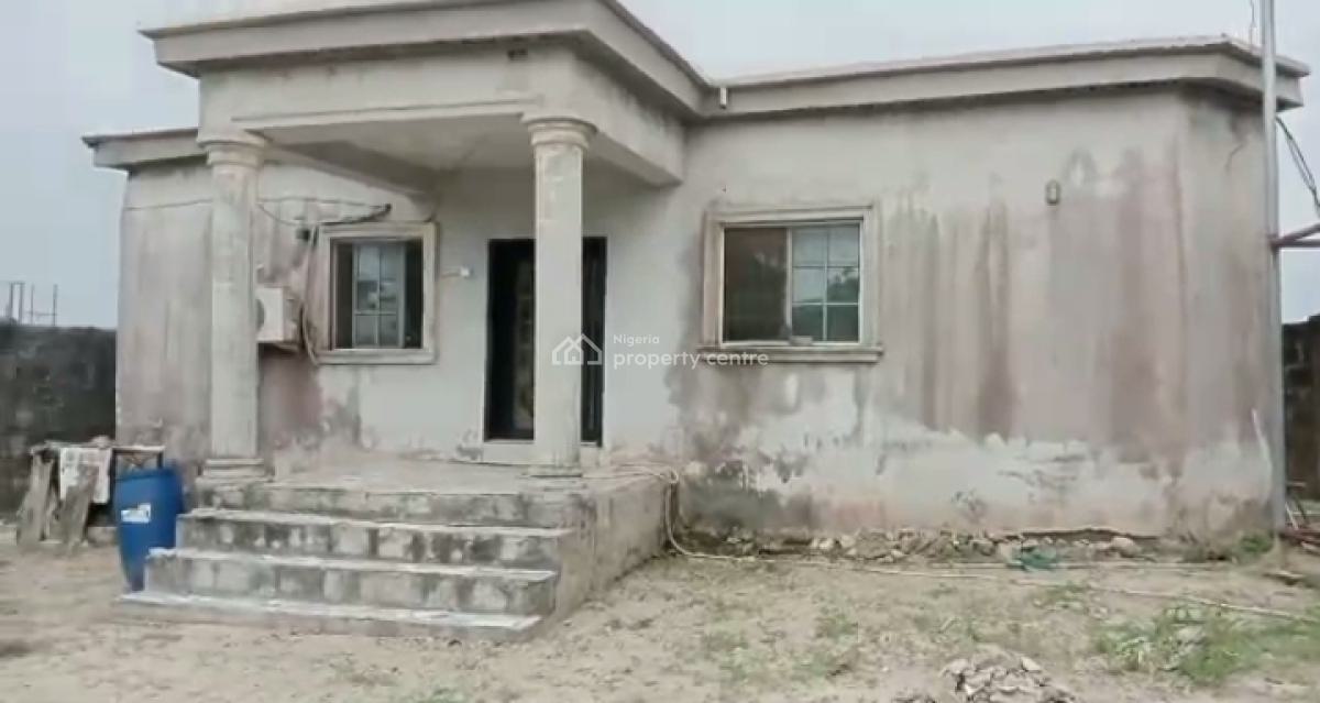 Fenced & Gated Mixed Used Land Accommodating a Standard 3bed Bungalow, Maroko Mobil Road, Ilaje, Ajah, Lagos, Mixed-use Land for Sale