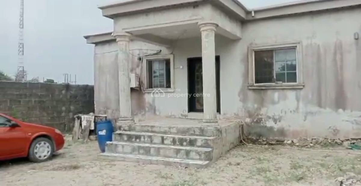 Fenced & Gated Mixed Used Land Accommodating a Standard 3bed Bungalow, Maroko Mobil Road, Ilaje, Ajah, Lagos, Mixed-use Land for Sale