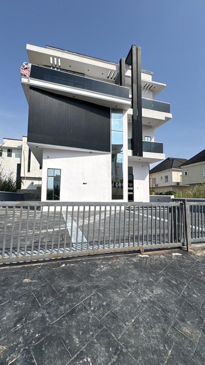 Luxurious 5 Bedroom Detached Duplex with a Pool, Lekki, Lagos, Detached Duplex for Sale