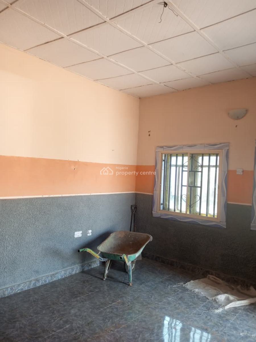 2 Bedroom Flat in a Cool Neighborhood, Hajj Camp By Sdp Junction, Gwagwalada, Abuja, Flat / Apartment for Rent