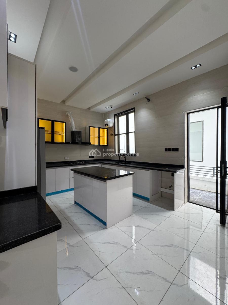Unique 5 Bedroom Detached Duplex with Bq  and a Pool, Lekki, Lagos, Detached Duplex for Sale