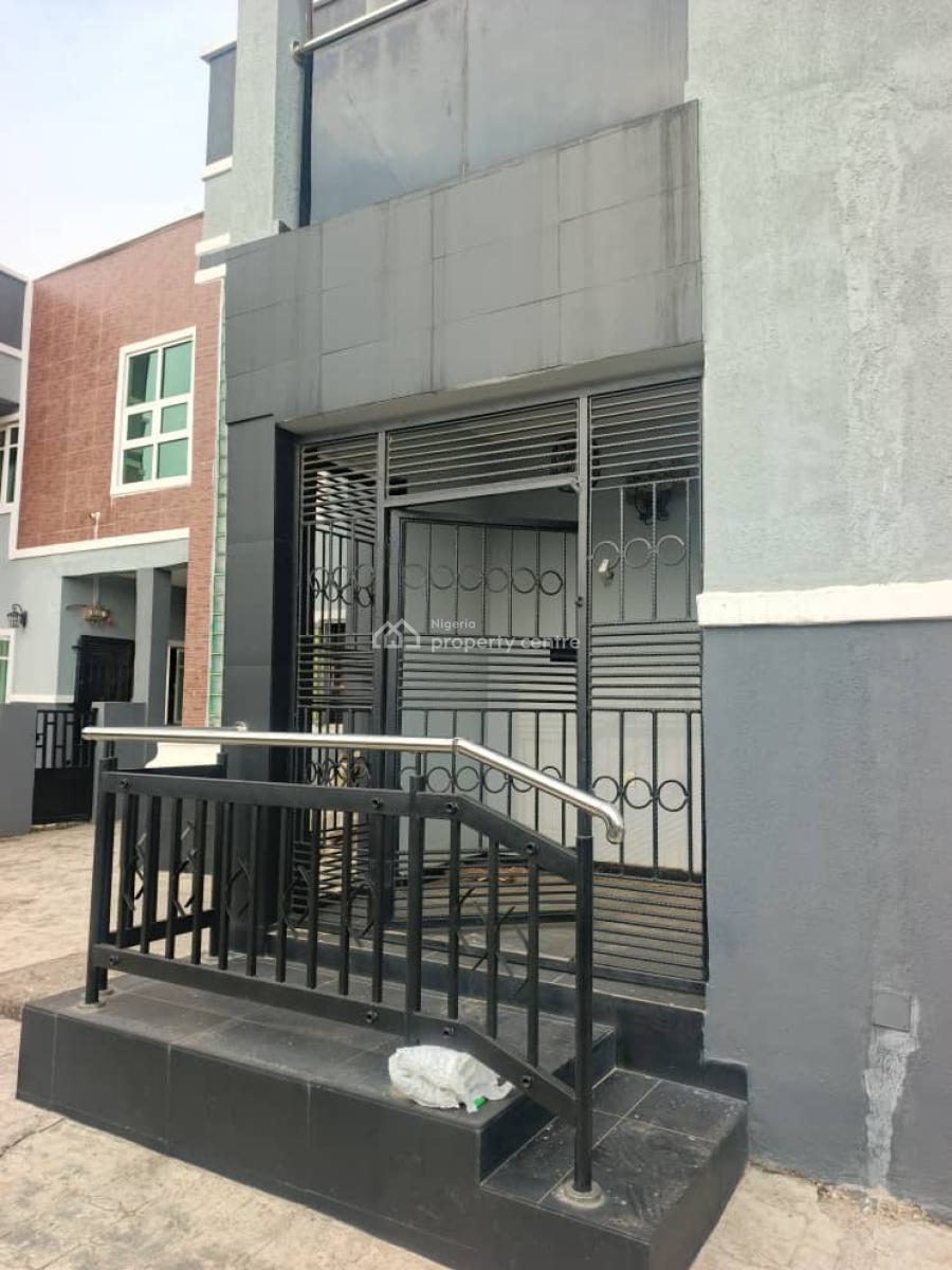 Spacious 2 Bedroom Flat Ensuit, Pen Estate, Asese Maba, Asese, Ibafo, Ogun, Flat / Apartment for Rent