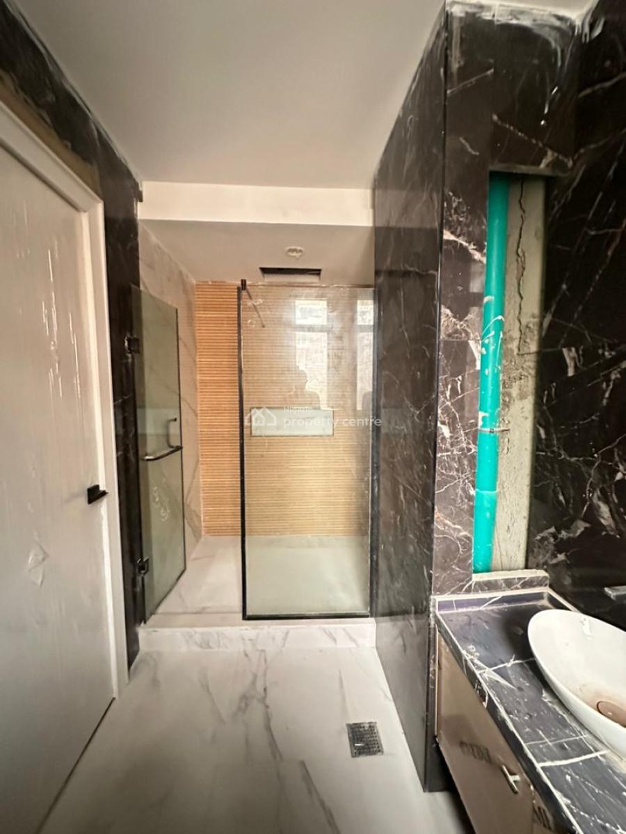 Exquisite Luxury 4 Bedroom Terrace Duplex in a Serene Neighborhood, Lekki Phase 1, Lekki, Lagos, Terraced Duplex for Sale