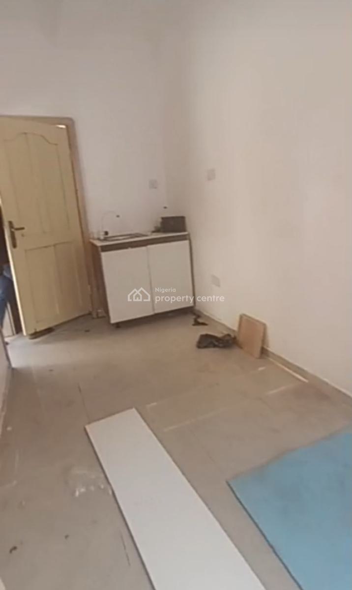 Studio Apartment Bq with  Personal Kitchen { Video}, Carlton Gate Estate Chevron, Lekki, Lagos, Self Contain (single Rooms) for Rent