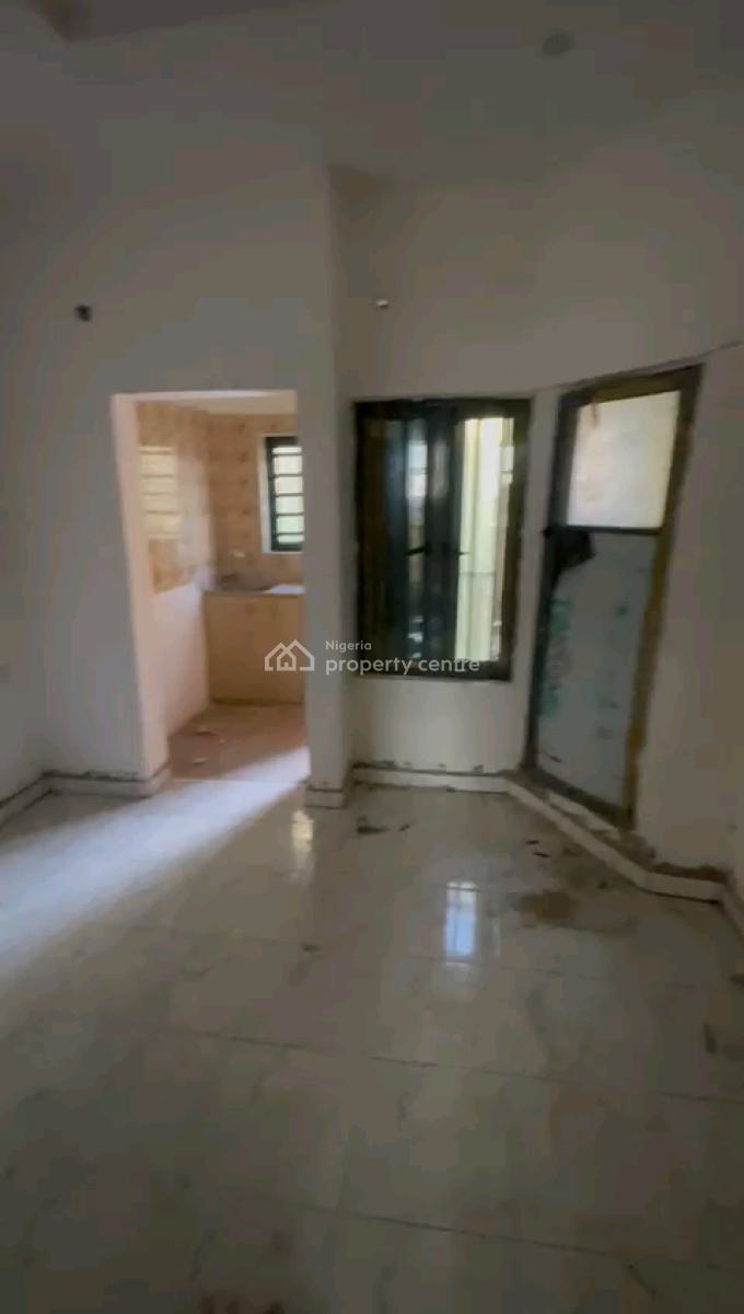 a Newly Built and Standard Roomself Con, Off Pedro Road, Shomolu, Lagos, Self Contain (single Rooms) for Rent