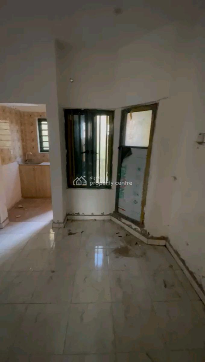 a Newly Built and Standard Roomself Con, Off Pedro Road, Shomolu, Lagos, Self Contain (single Rooms) for Rent