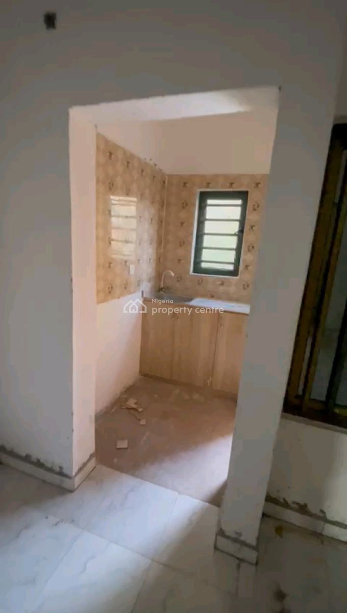 a Newly Built and Standard Roomself Con, Off Pedro Road, Shomolu, Lagos, Self Contain (single Rooms) for Rent