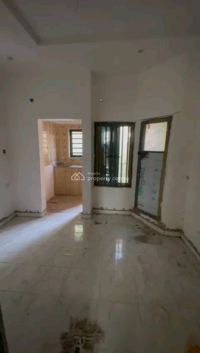 a Newly Built and Standard Roomself Con,, Off Pedro Road, Shomolu, Lagos, Self Contain (single Rooms) for Rent
