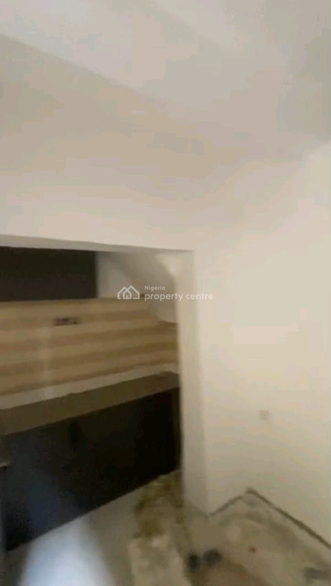 Miniflat Open Kitchen  Upstairs & Ground Floor, Alagomeji, Yaba, Lagos, Mini Flat (room and Parlour) for Rent