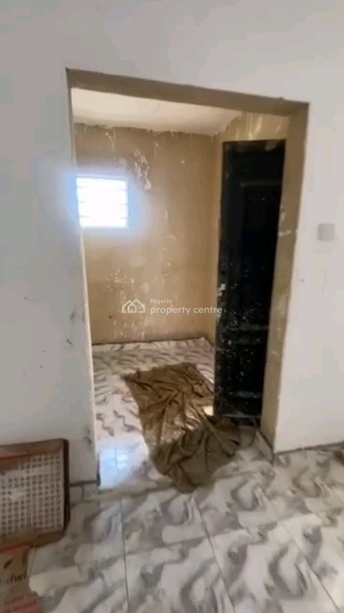 Newly Built Spacious 2bedrm Upflat All Tilled, Uba Axis, Ifako, Gbagada, Lagos, Flat / Apartment for Rent