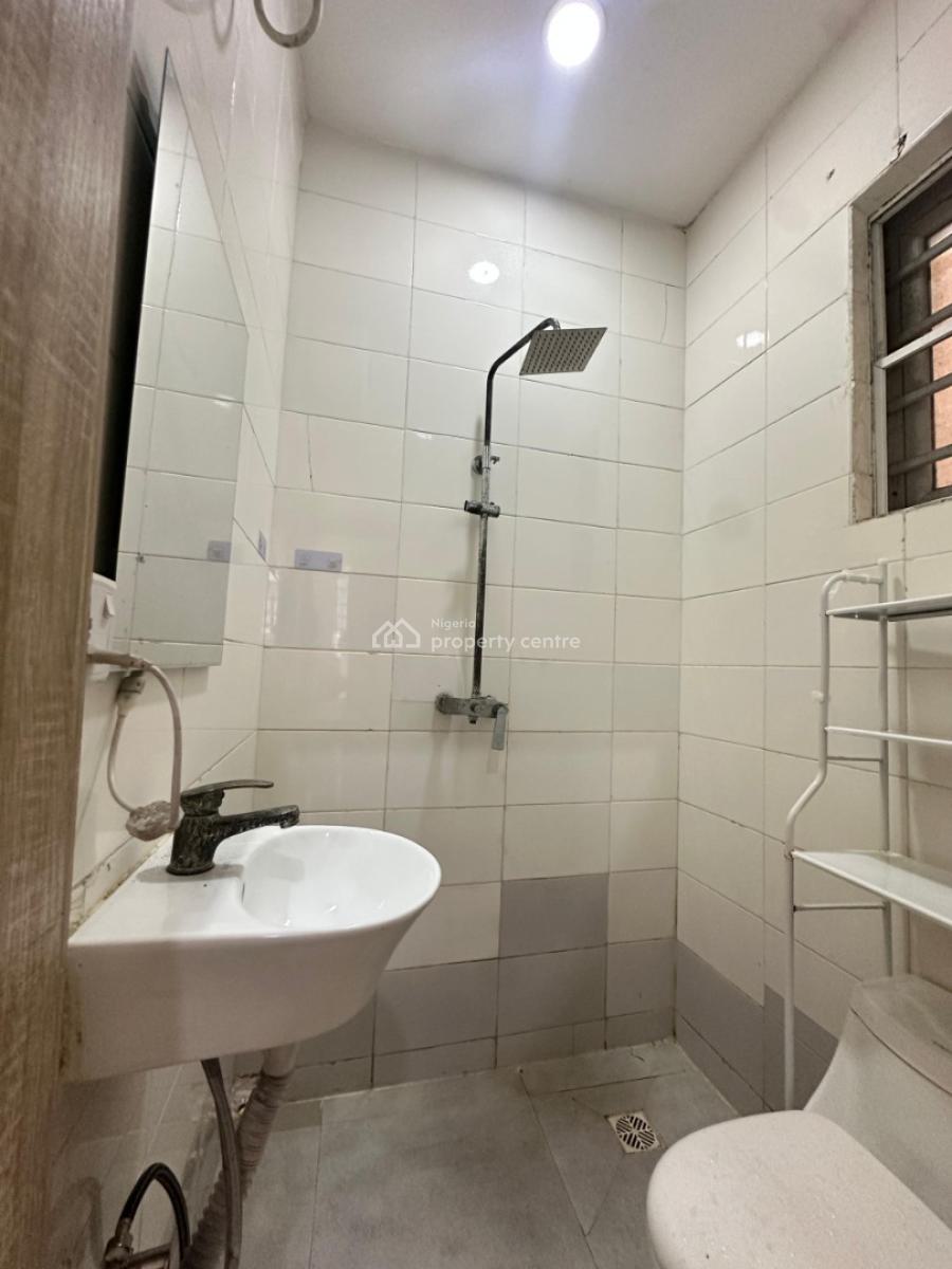 Downstairs Mini Flat  with Open Plan Kitchen { Video}, Imperial Oak 4, Royal Pine , Orchid Road, Lekki, Lagos, Mini Flat (room and Parlour) for Rent