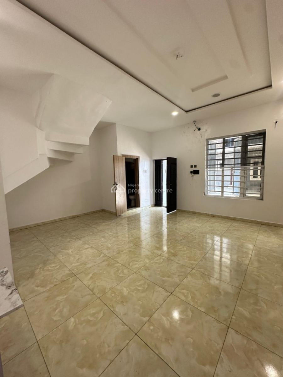 Downstairs Mini Flat  with Open Plan Kitchen { Video}, Imperial Oak 4, Royal Pine , Orchid Road, Lekki, Lagos, Mini Flat (room and Parlour) for Rent