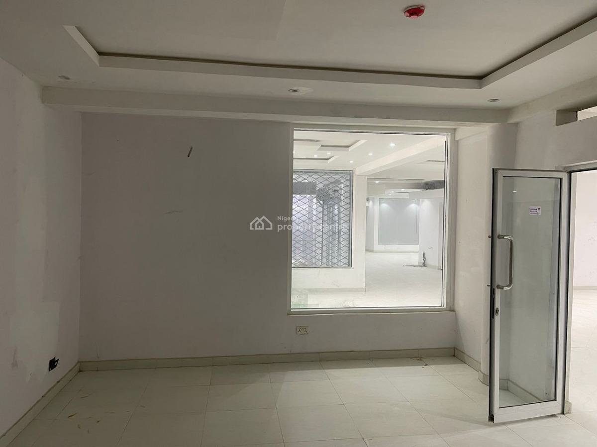 2 Shops Available at Ojaja Mall, Ogombo, Ajah, Lagos, Plaza / Complex / Mall for Rent