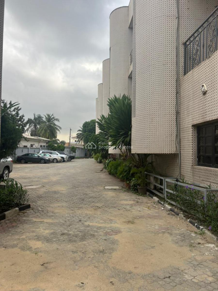 5 Bedroom Terrace Duplex, Gra, Ikeja, Lagos, Terraced Duplex for Rent