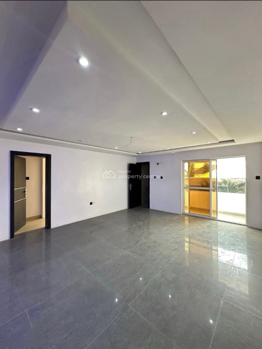 Luxury 3 Bedroom Apartment, Lekki Phase 1, Lekki, Lagos, Block of Flats for Sale