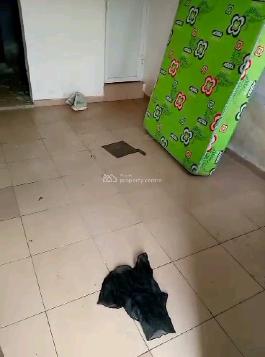 a Clean and Decent Room Selfcon Apartment, Adedayo Osho Street, Akoka, Yaba, Lagos, Self Contain (single Rooms) for Rent