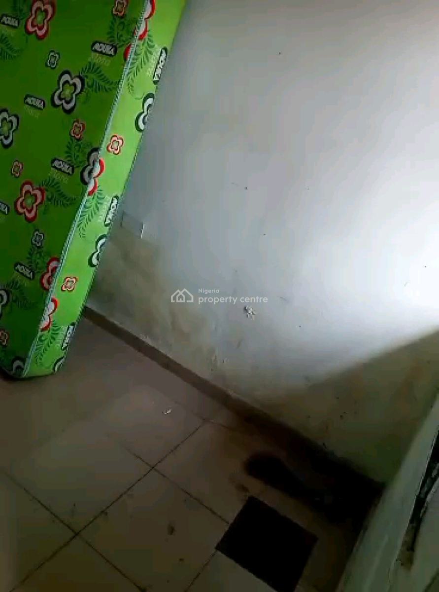 a Clean and Decent Room Selfcon Apartment, Adedayo Osho Street, Akoka, Yaba, Lagos, Self Contain (single Rooms) for Rent