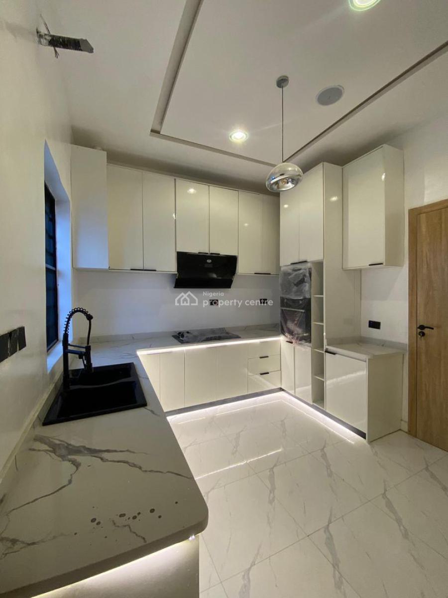 Well-designed 4-bedroom Semi-detached Duplex, Orchid Road, Lekki, Lagos, Semi-detached Duplex for Sale