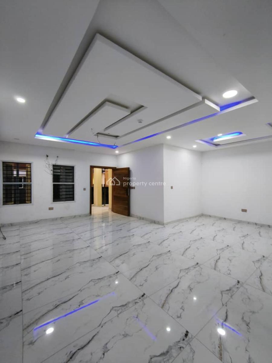 Luxury 2 Bedroom Apartment with Bq, Lekki Phase 1, Lekki, Lagos, Flat / Apartment for Rent