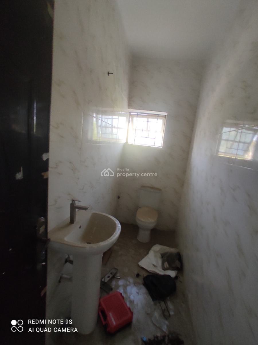 Luxury 3bedroom in a Lovely Place Around Mayfair Awoyaya, Secure Gates Estate, Awoyaya, Ibeju Lekki, Lagos, Flat / Apartment for Rent