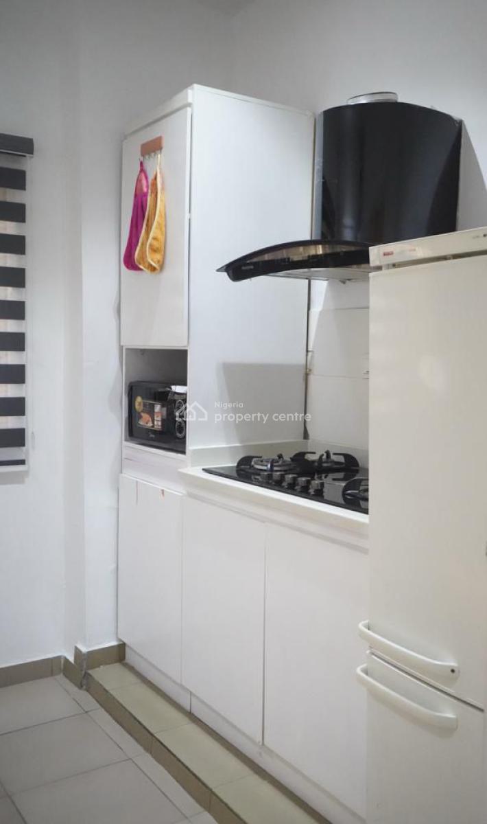 Tastefully Furnished 3 Bedroom Apartment, Off Admiralty Way, Lekki Phase 1, Lekki, Lagos, Flat / Apartment Short Let