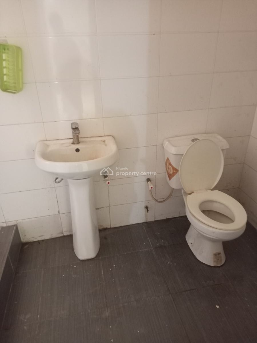 2 Bedroom Flat, Toyin, Ikeja, Lagos, House for Rent