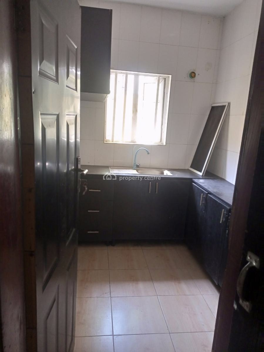 2 Bedroom Flat, Toyin, Ikeja, Lagos, House for Rent