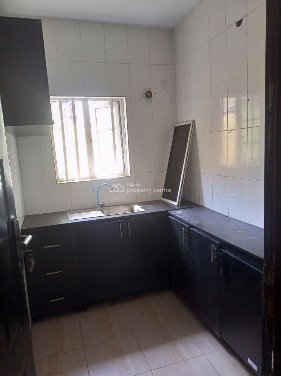 2 Bedroom Flat, Toyin, Ikeja, Lagos, House for Rent