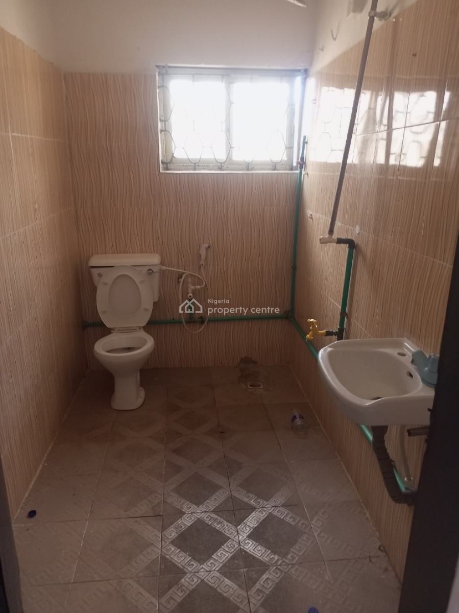 2 Bedroom Flat, Awolowo Way, Ikeja, Lagos, House for Rent