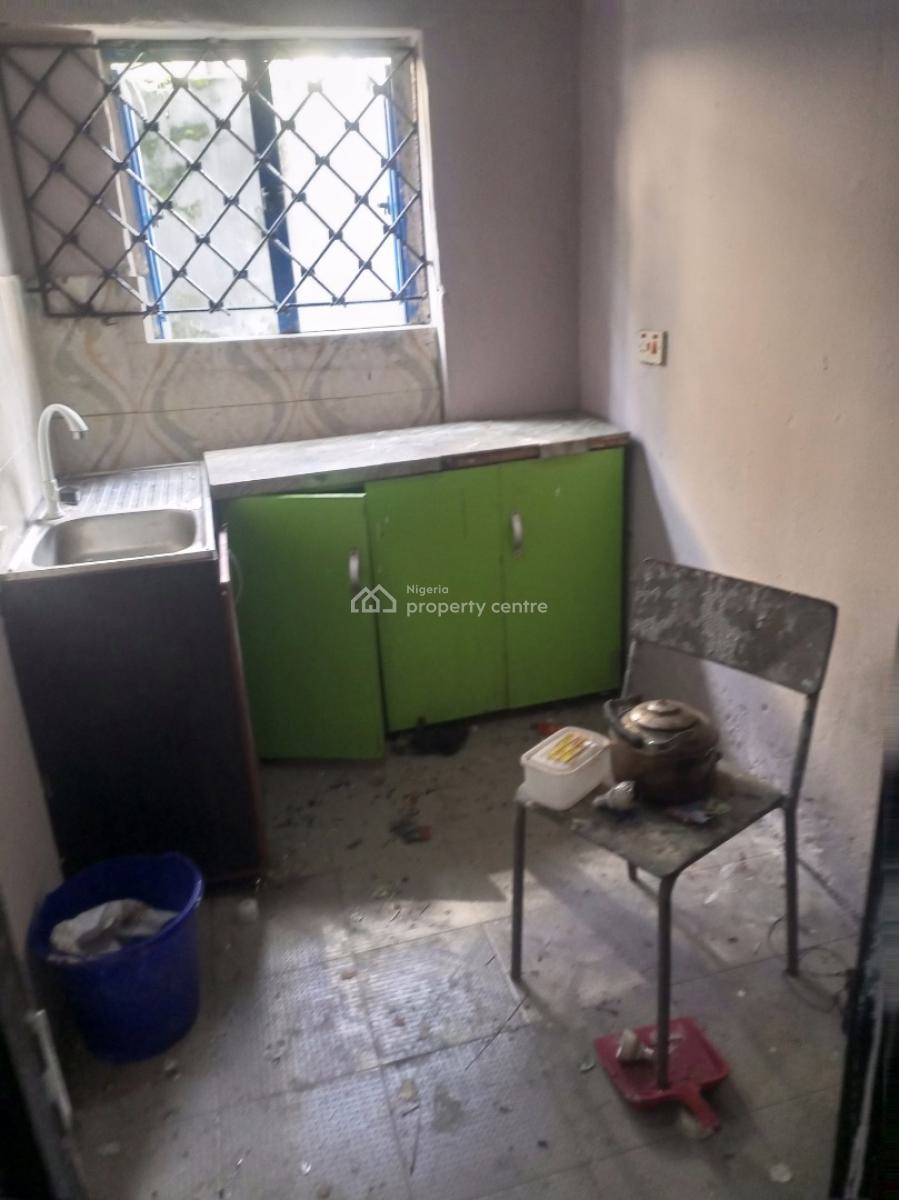 2 Bedroom Flat, Awolowo Way, Ikeja, Lagos, House for Rent