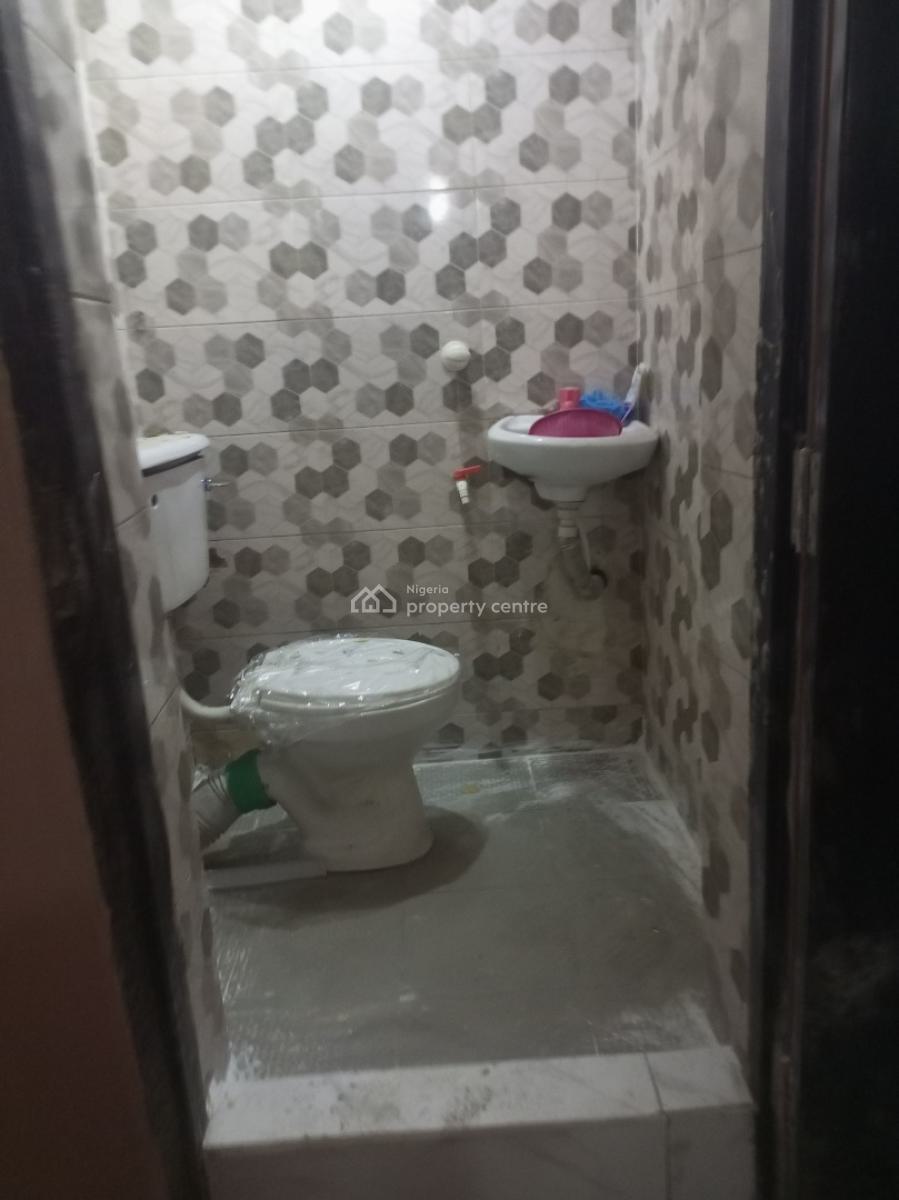 2 Bedroom Flat, Awolowo Way, Ikeja, Lagos, House for Rent