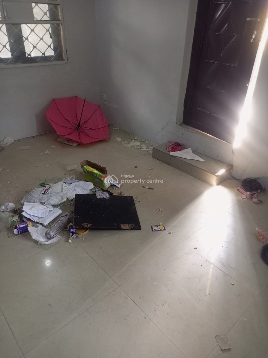 2 Bedroom Flat, Awolowo Way, Ikeja, Lagos, House for Rent