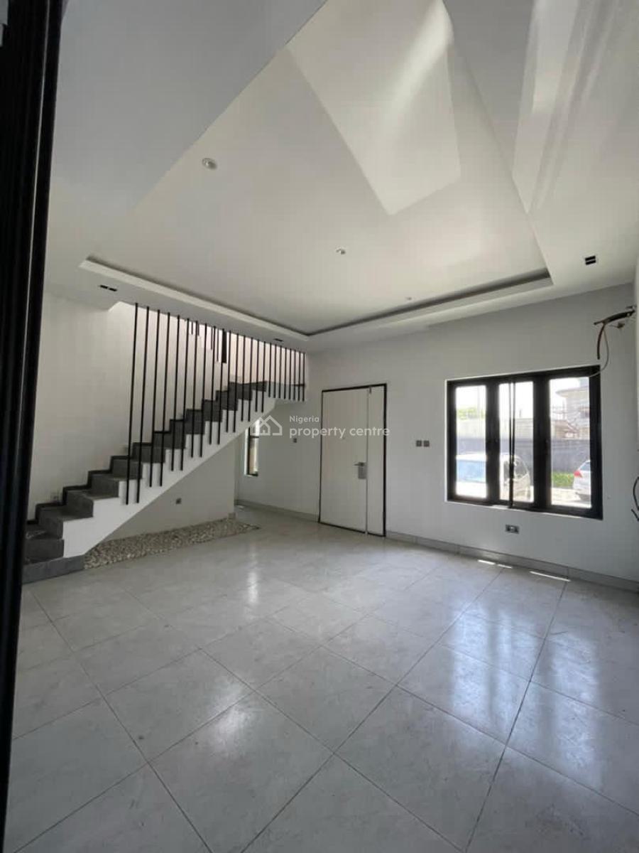 4bedroom Terrace Semi Detached, Lekki Phase 1, Lekki, Lagos, Semi-detached Duplex for Sale