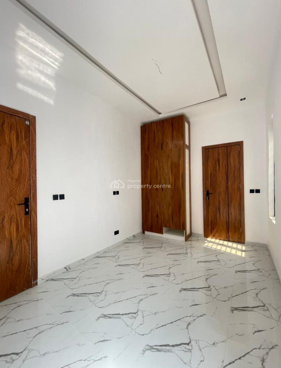 Luxury 4 Bedroom Fully Detach Duplex with a Big Compound, Ajah, Lekki, Lagos, Detached Duplex for Sale