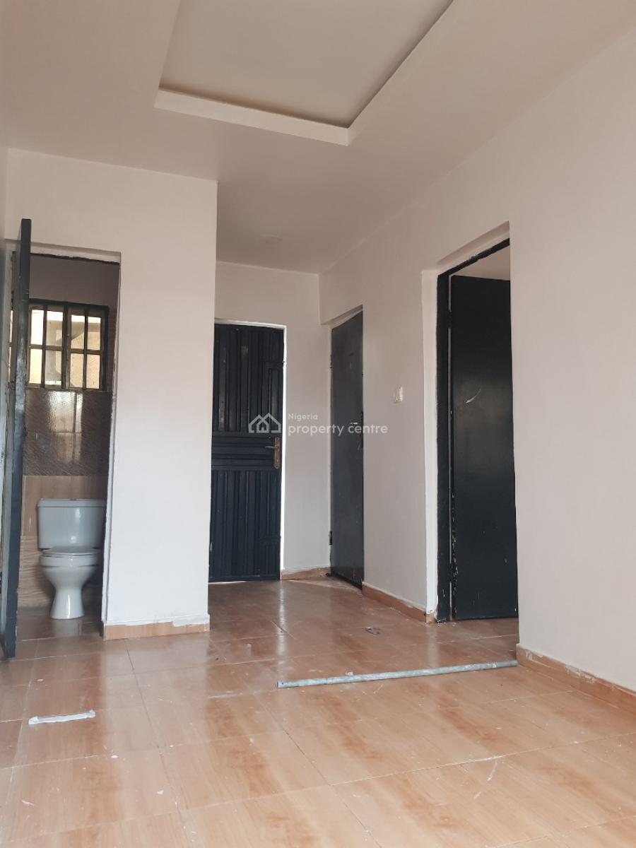 1 Bedroom Apartment, Ilasan, Lekki, Lagos, Mini Flat (room and Parlour) for Rent
