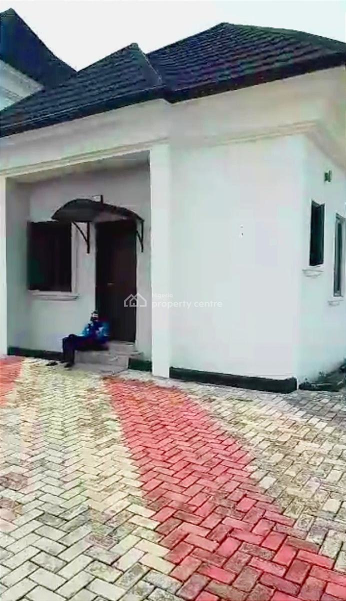 Sharp Standard Ensuit 2 Bedroom Bungalow, Cooperative Villa Est, Badore, Ajah, Lagos, Detached Bungalow for Rent
