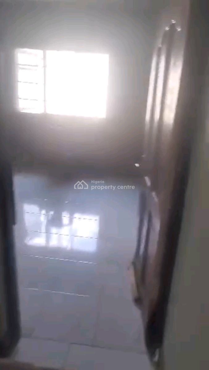 Standard and Spacious 3bedroom Apartment with 3toilet and 2baths, Anthony, Maryland, Lagos, Flat / Apartment for Rent