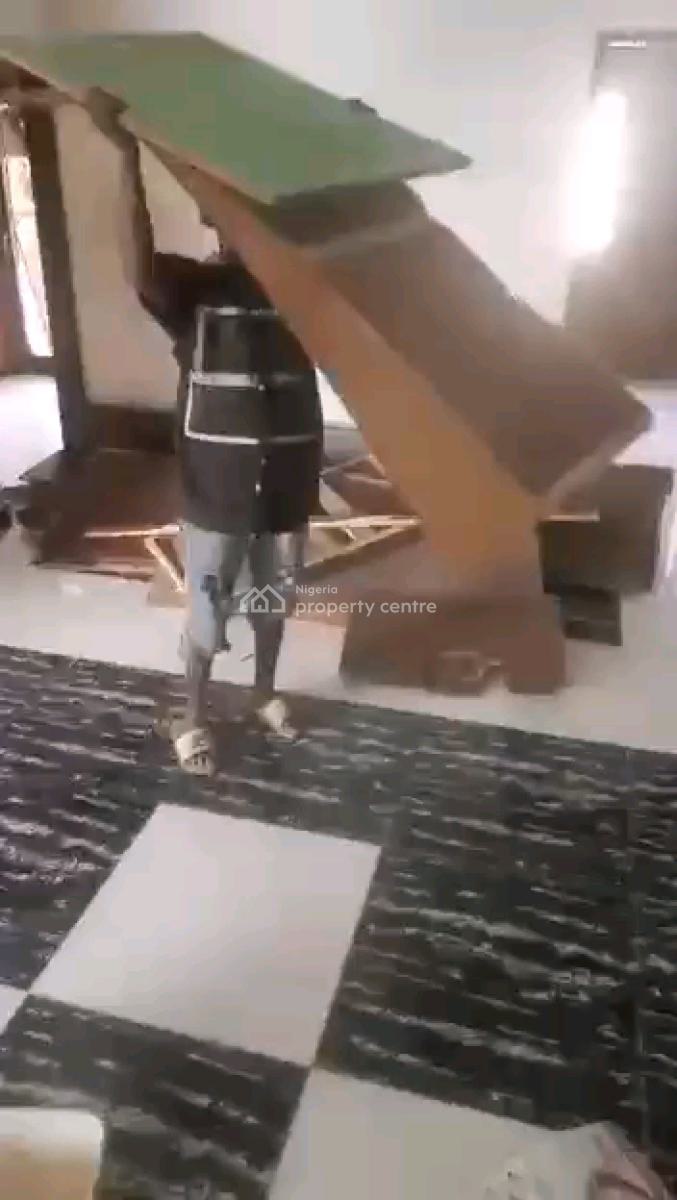 Standard and Spacious 3bedroom Apartment with 3toilet and 2baths, Anthony, Maryland, Lagos, Flat / Apartment for Rent