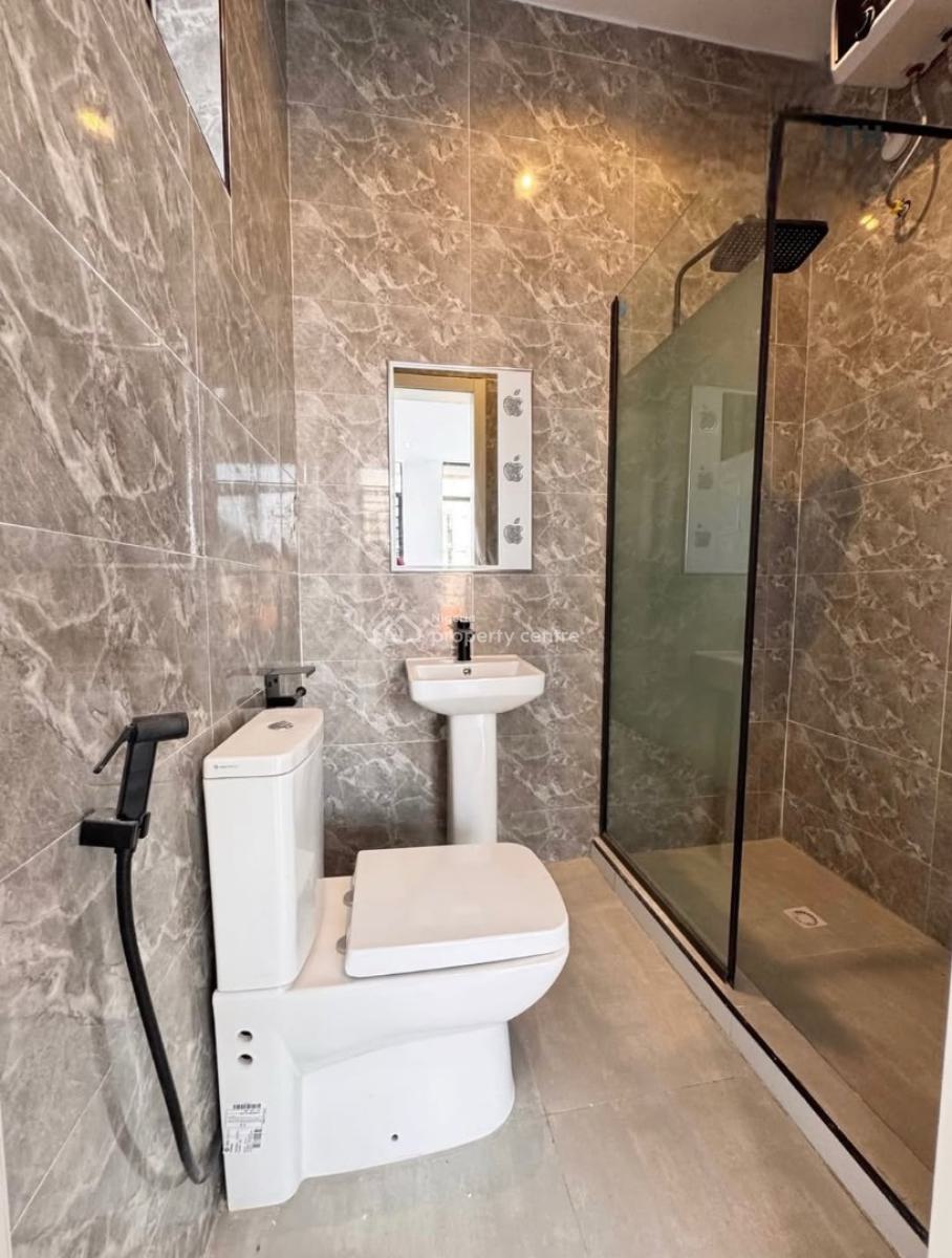 Stylish 2 Bedroom Luxury Apartment, Ologolo, Lekki, Lagos, Block of Flats for Sale