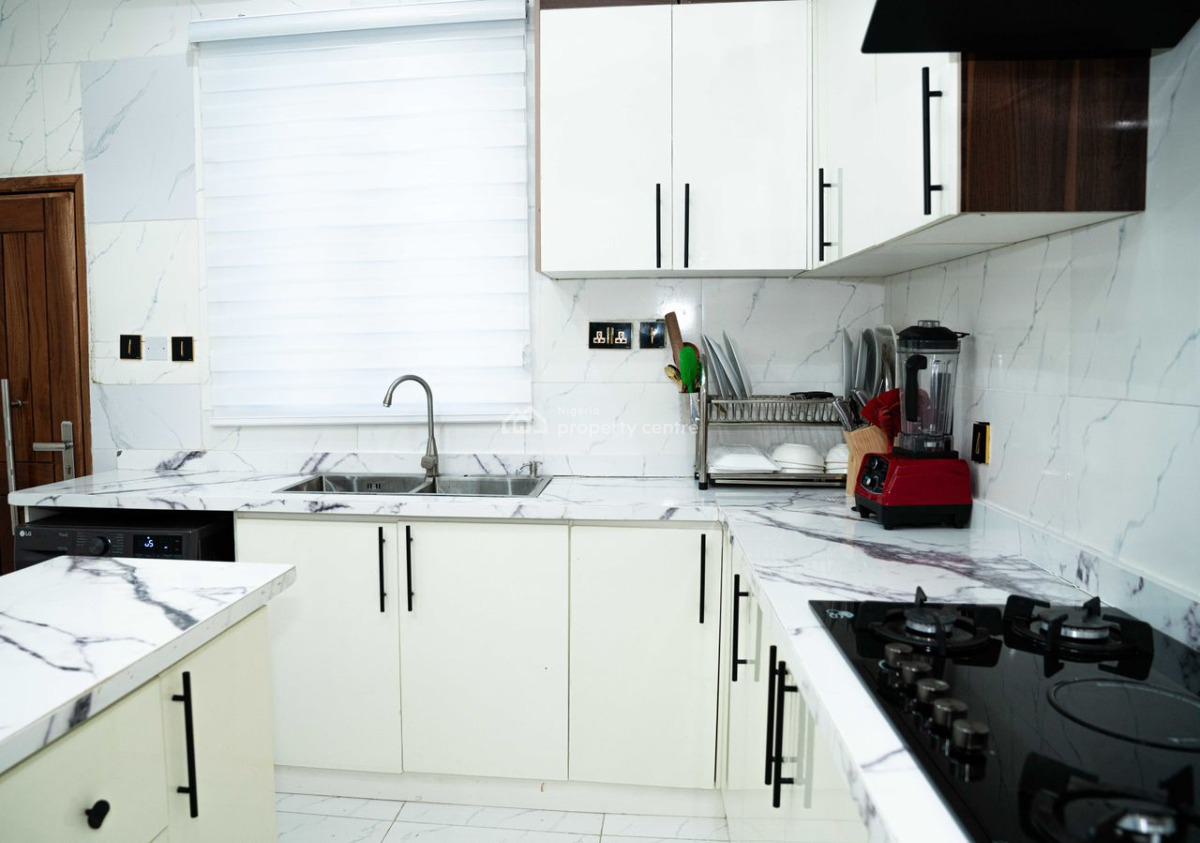 5 Bedroom Fully Detached House, Lekki, Lagos, Mini Flat (room and Parlour) Short Let