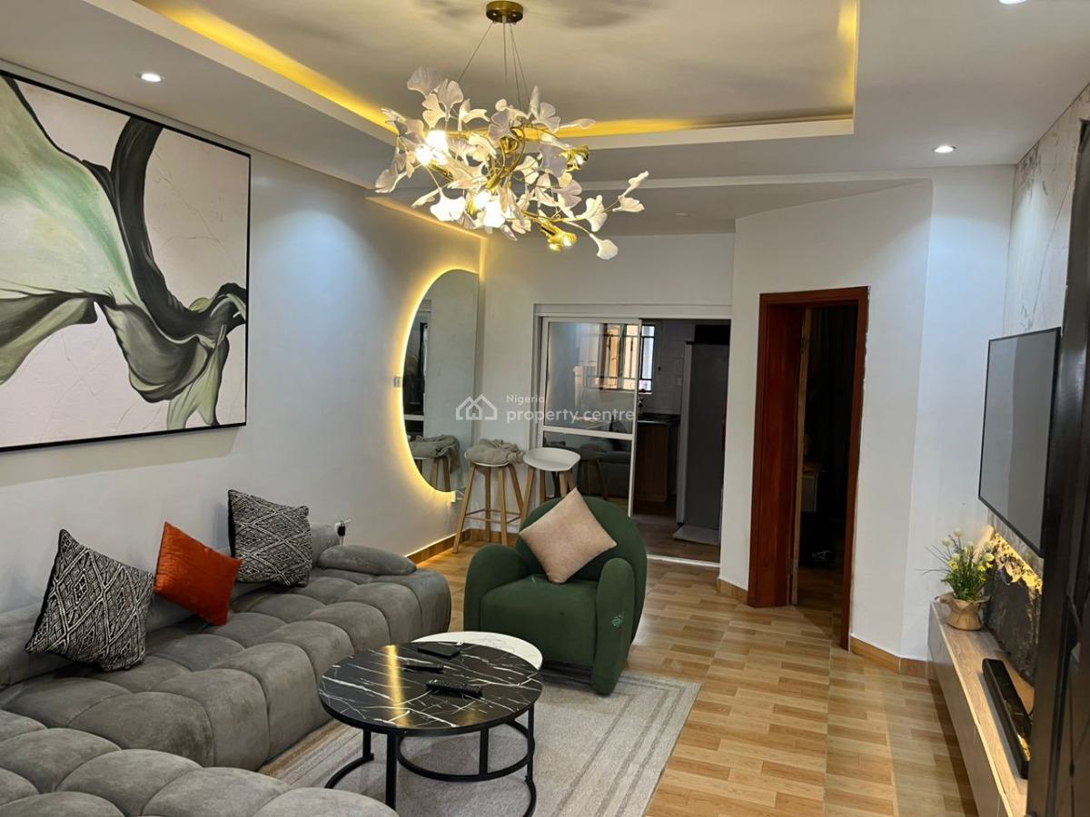 Crest One Spacious Bedroom Apartment, Lekki Phase 1, Lekki, Lagos, Mini Flat (room and Parlour) Short Let