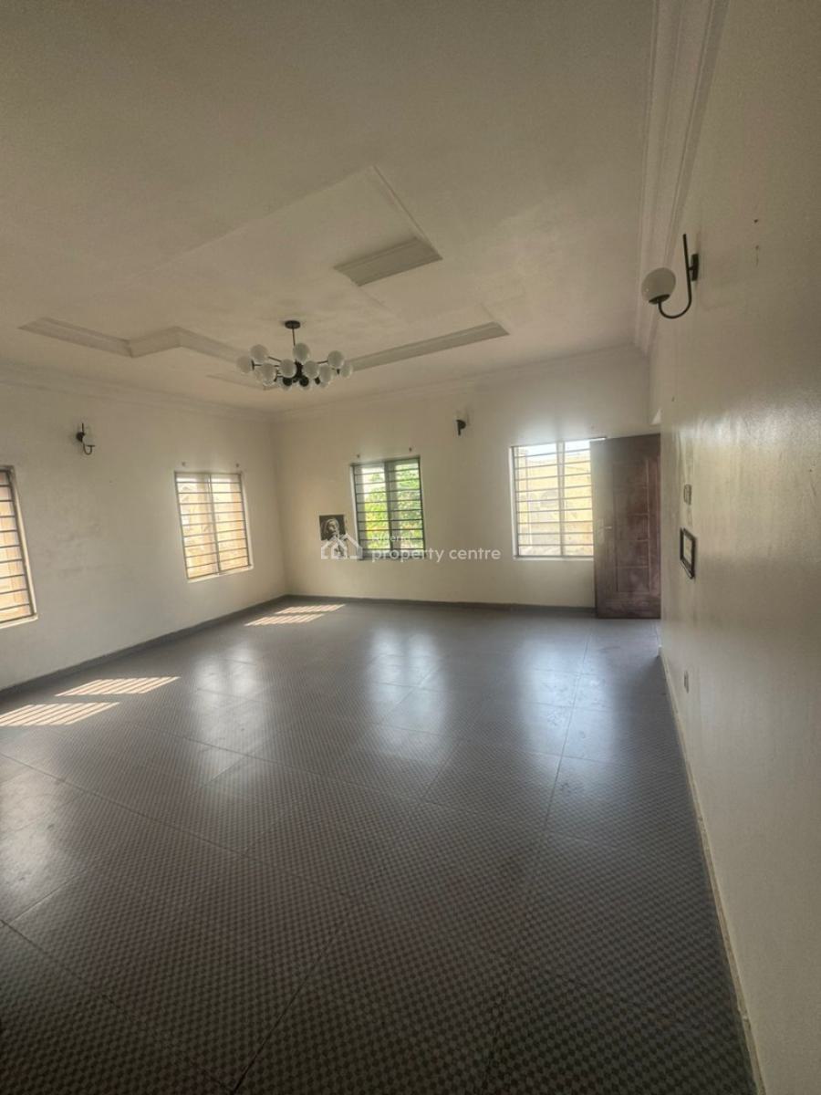 Spacious Masters Bedroom { Video Available}, Ikota Villa Estate, Ikota, Lekki, Lagos, Self Contain (single Rooms) for Rent