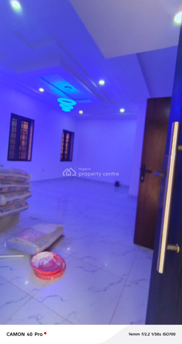 Luxury 4 Bedroom Duplex + 1 Room Bq, Off Western Avenue, Colliendia Park Estate, Surulere, Lagos, Terraced Duplex for Rent