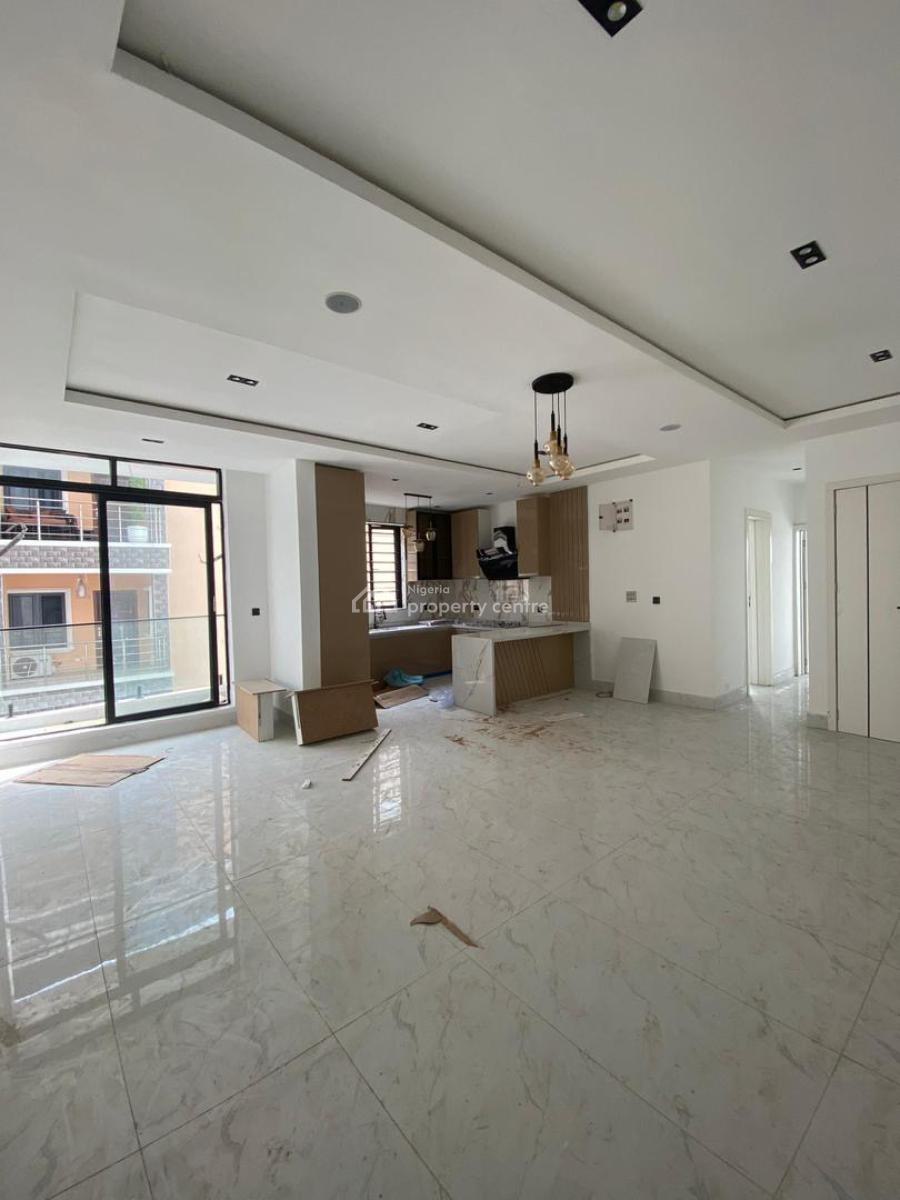 Well-designed 2-bedroom Apartment Situated Within a Modern Environment, Lekki Phase 1, Lekki, Lagos, Block of Flats for Sale