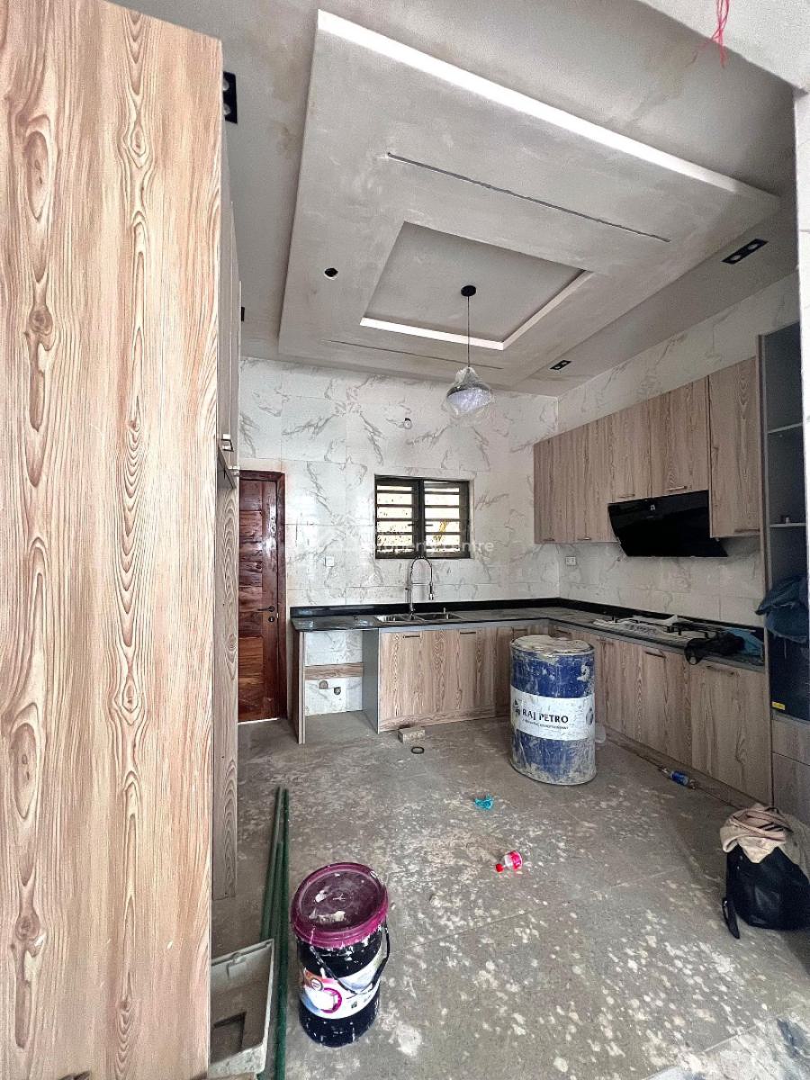 4 Bedroom Fully Detached House + Bq, Osapa, Lekki, Lagos, Flat / Apartment for Rent