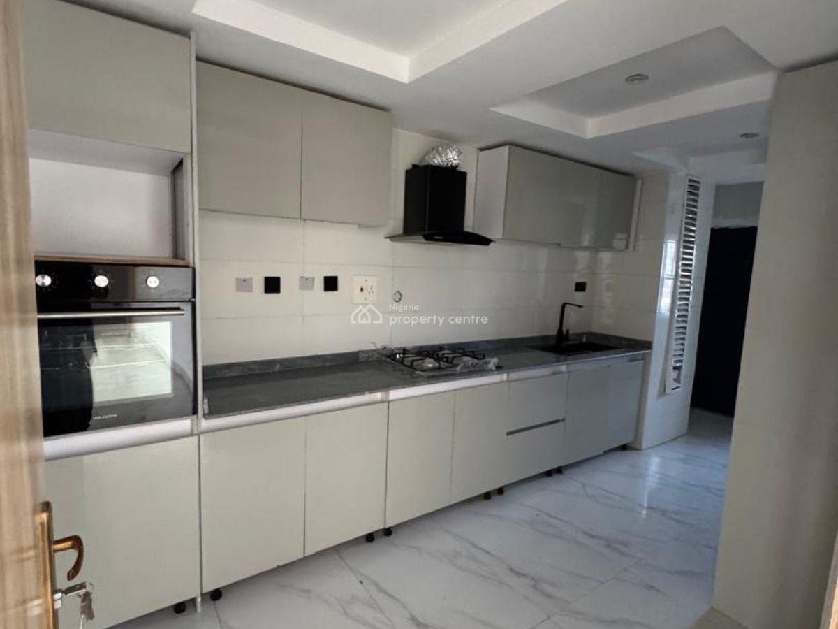 Waterfront 3br En-suite Serviced Apartment with Pool, Gym, Lift, Off Awolowo Road, Ikoyi, Banana Island, Ikoyi, Lagos, Flat / Apartment for Rent